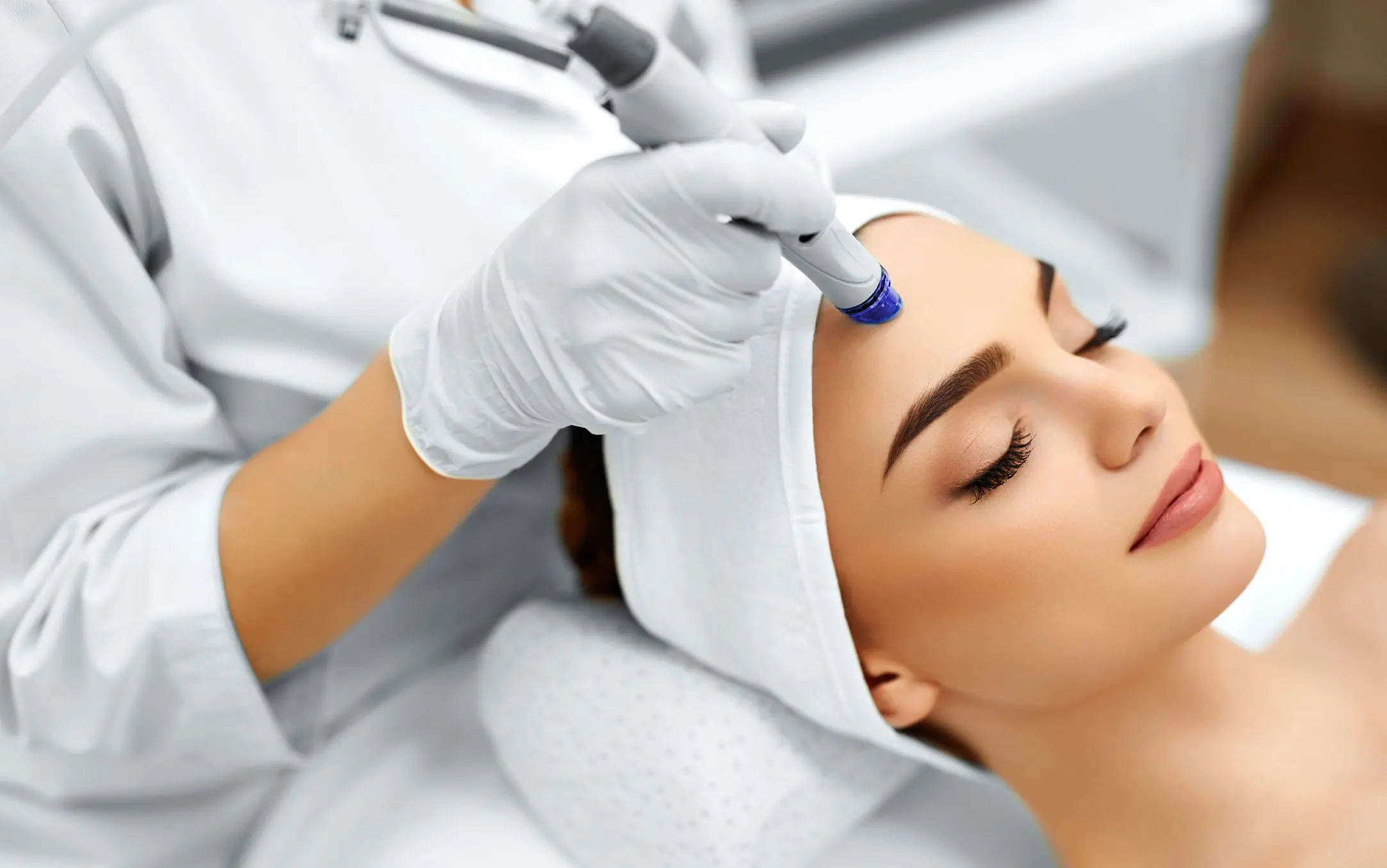 What Is Collagen Lift Therapy and How Can It Help Ageing, Loose Skin Walham Green?
